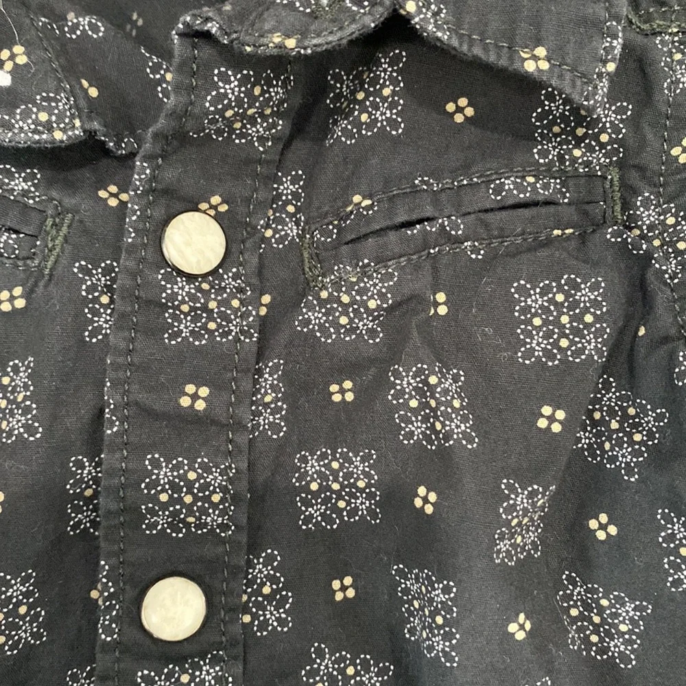 Gap baby snap up shirt